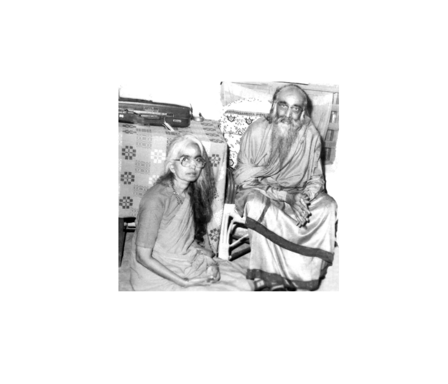 Gurudev with Pujya Mataji Saradapriyananda